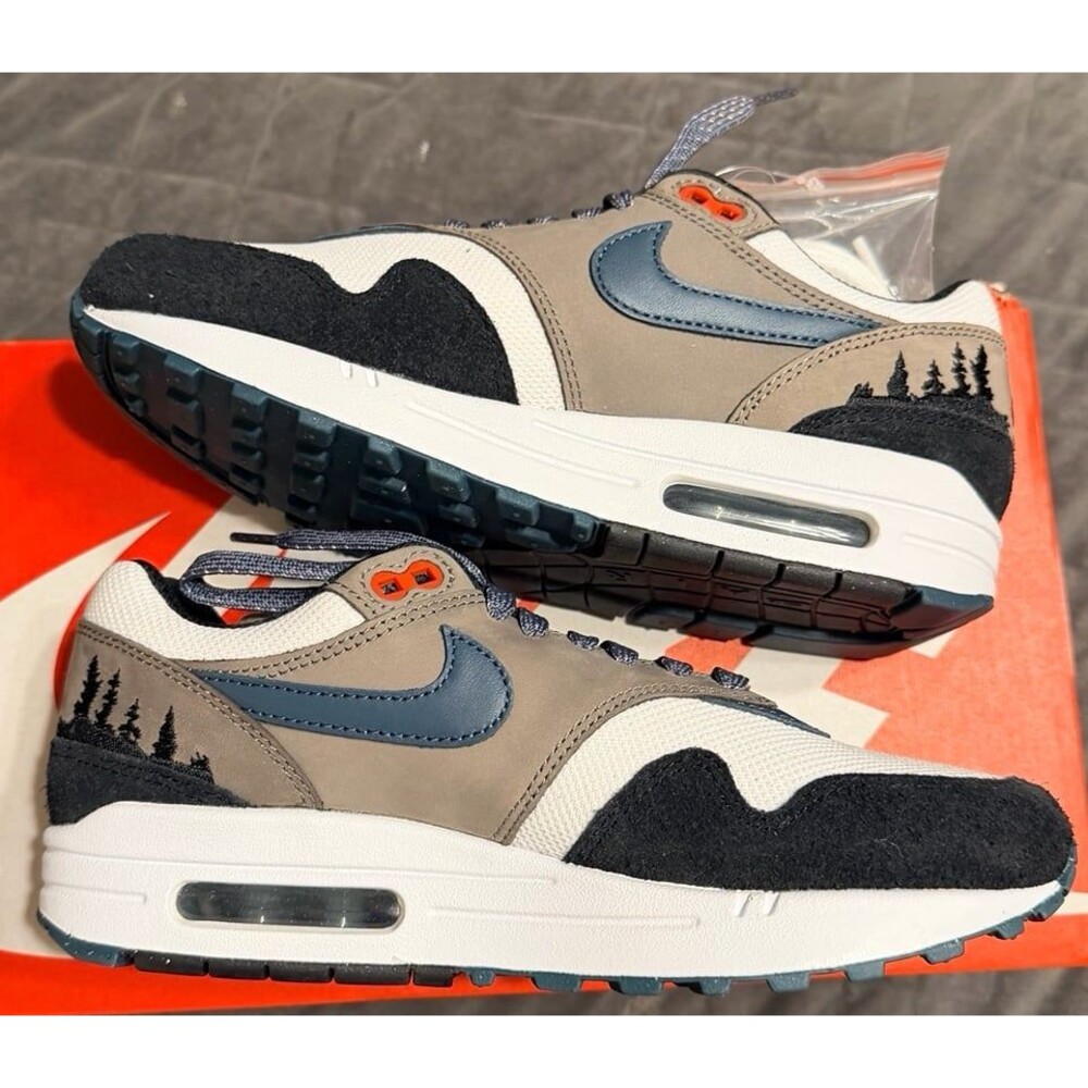 NIKE AIR MAX 1 PRM TREELINE SIZE 6M/7.5W